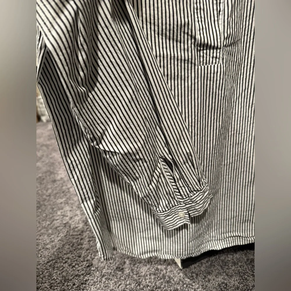 J.Crew Gray & White Striped Popover Shirt Women’s Large GUC - Picture 7 of 14